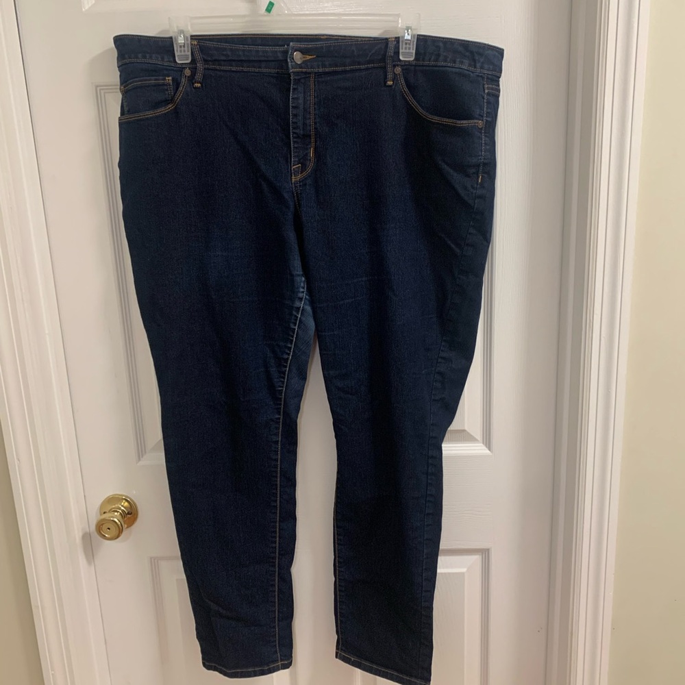 AVA & VIv plus size jeans, skinny entubado, wear in between the legs